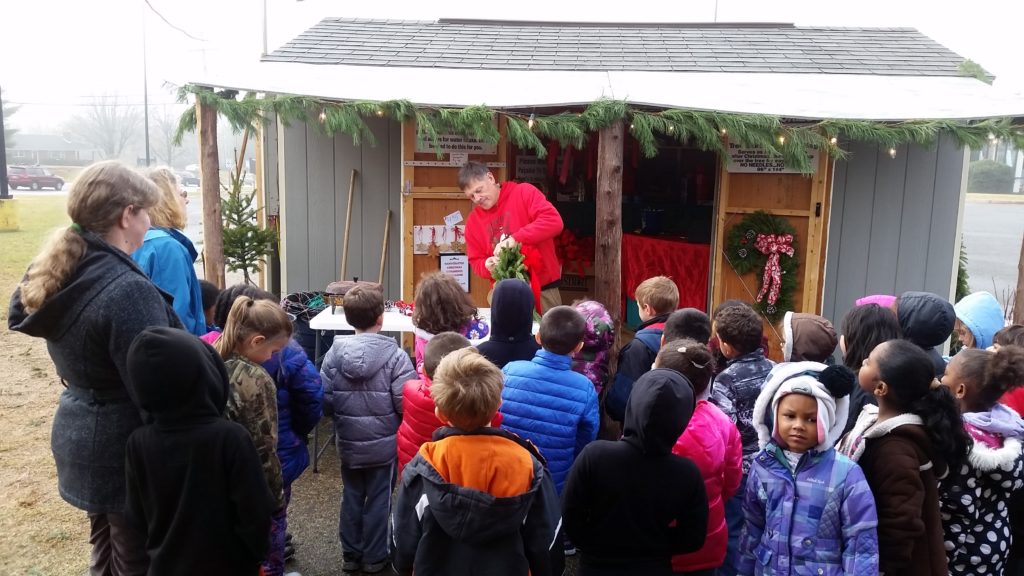 Dave's Maine Christmas Trees and Wreaths, Lynchburg, Virginia